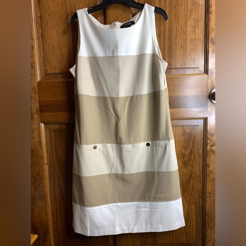 Women’s White House Black Market color block neutral stripe dress size 8